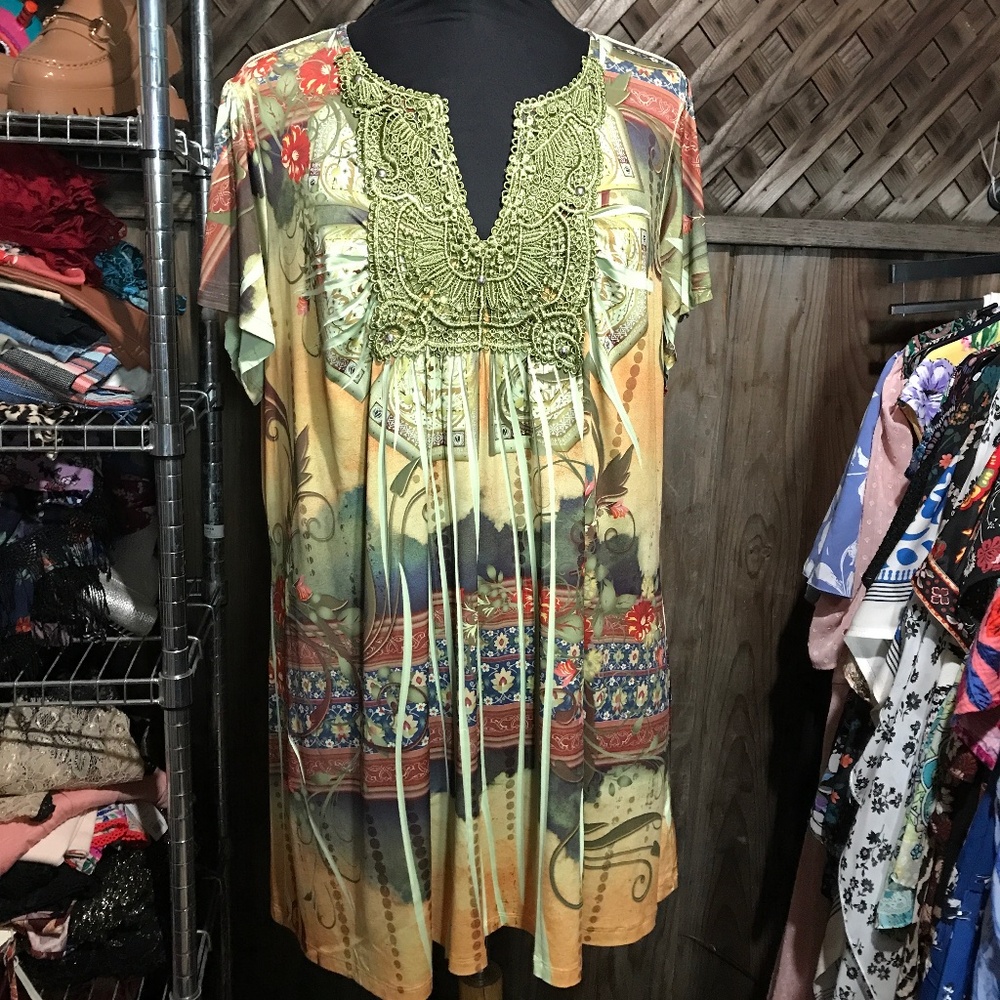 🦋 One World Live And Let Live Tunic Top